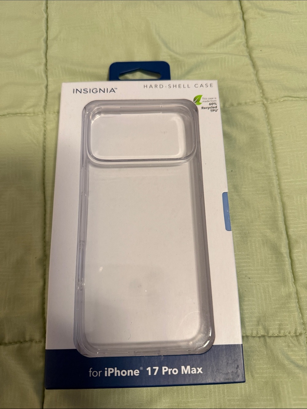 Insignia Clear Hard-Shell Case for iPhone 17 Pro Max - Transparent